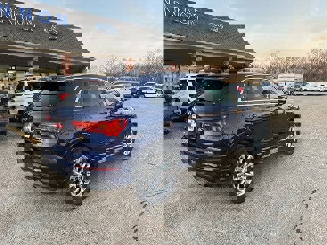 Used 2024 Audi Q3 2.0T Premium image 5