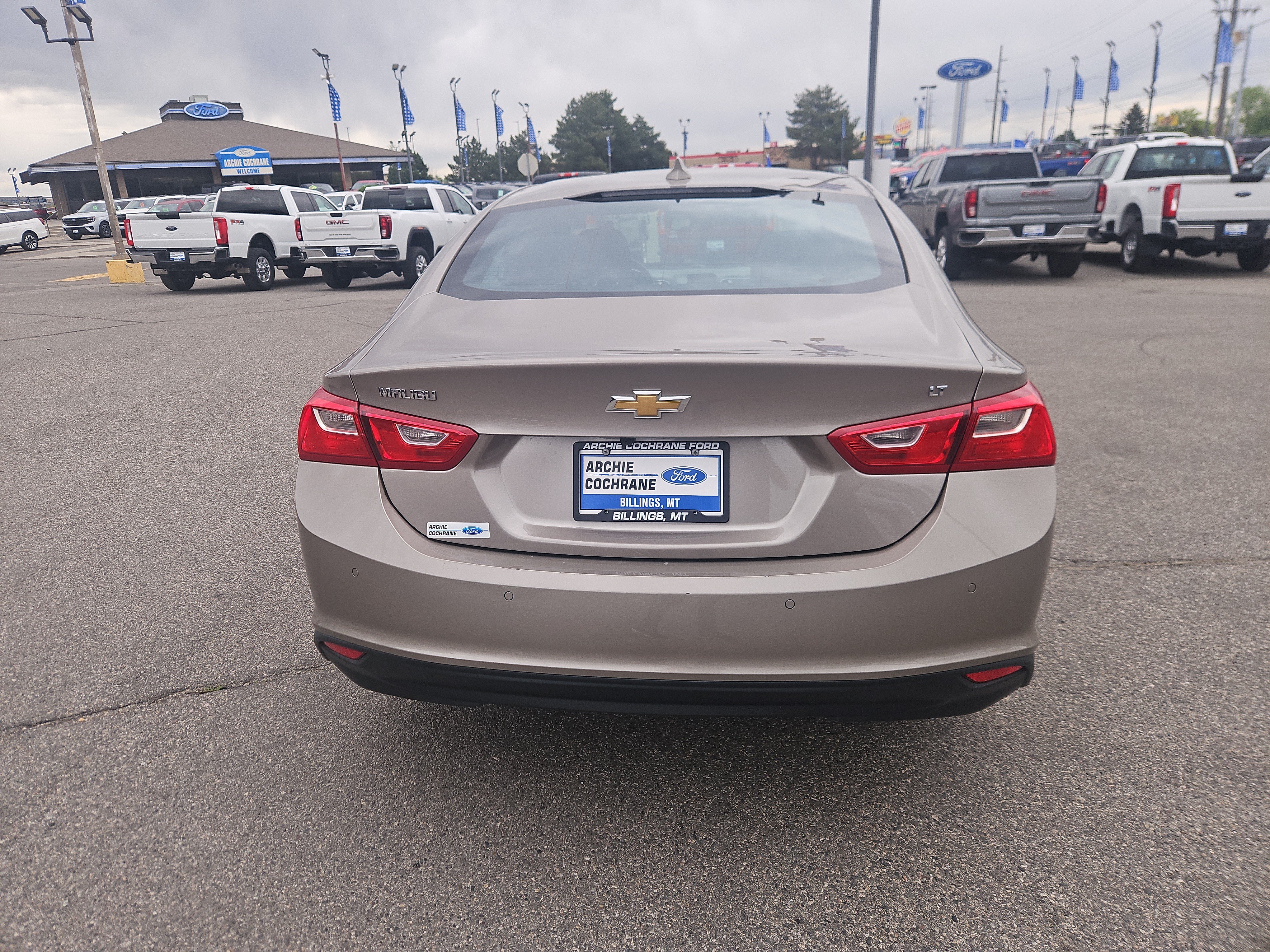 Used 2025 Chevrolet Malibu LT FWD image 4