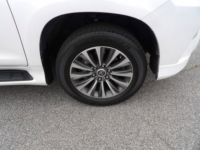 Used 2023 Lexus GX 460 Luxury w/ Accessory Package AWD/4WD image 9