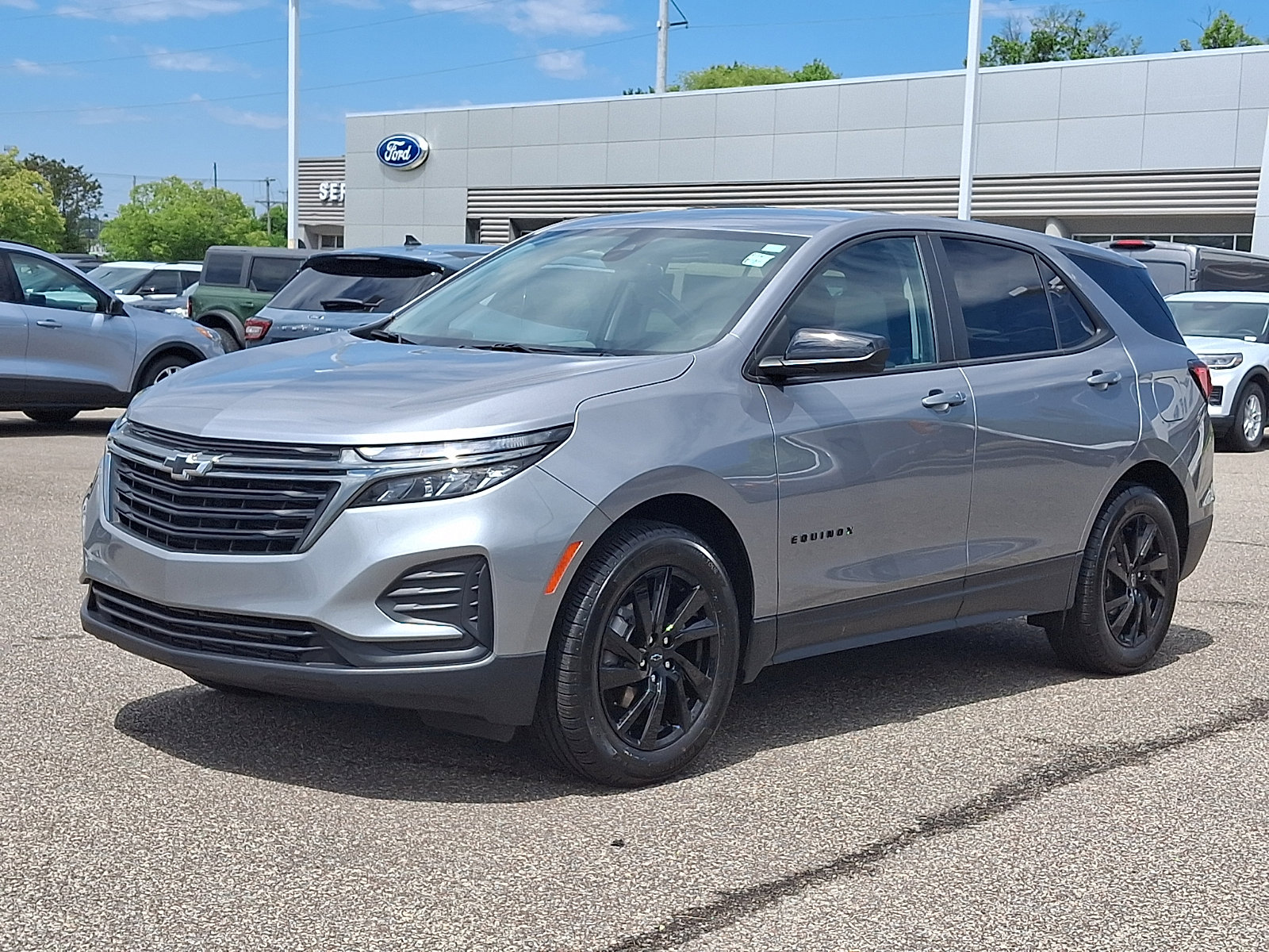 Used 2024 Chevrolet Equinox LS w/ LS Convenience Package FWD image 5