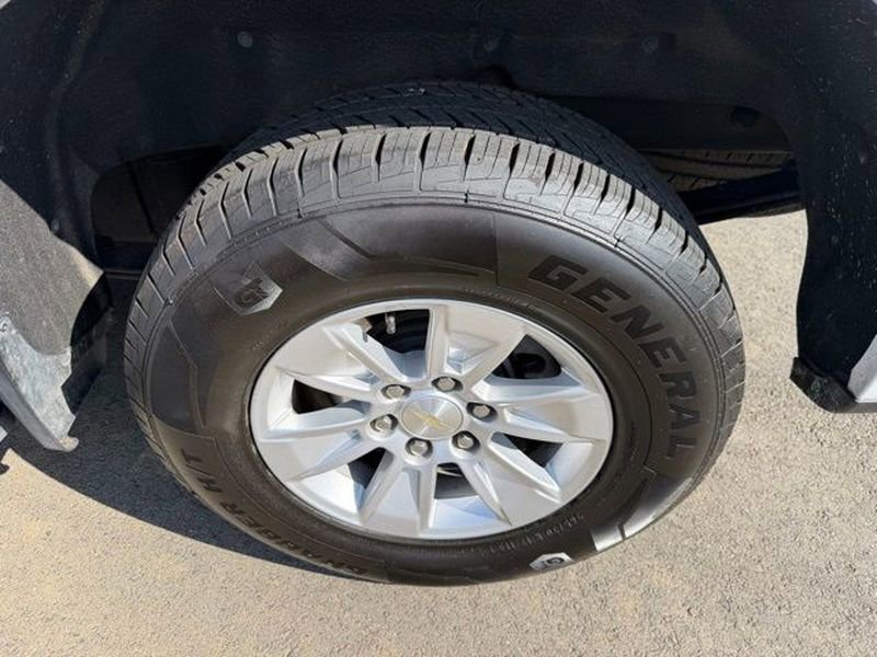 Used 2022 Chevrolet Silverado 1500 LT w/ Safety Package image 5