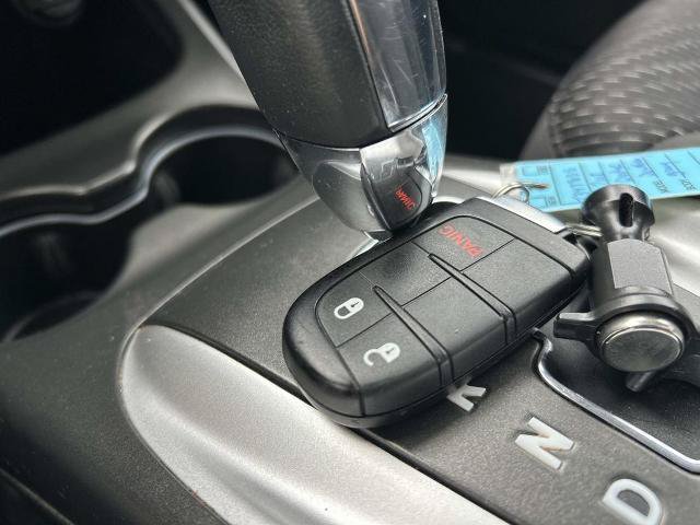 Used 2018 Dodge Journey SE w/ Connectivity Group FWD image 34