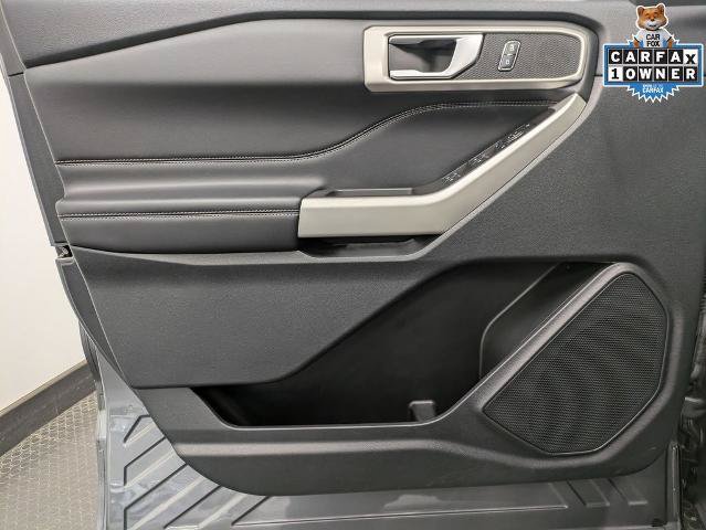 Certified 2023 Ford Explorer XLT w/ Equipment Group 202A AWD/4WD image 9