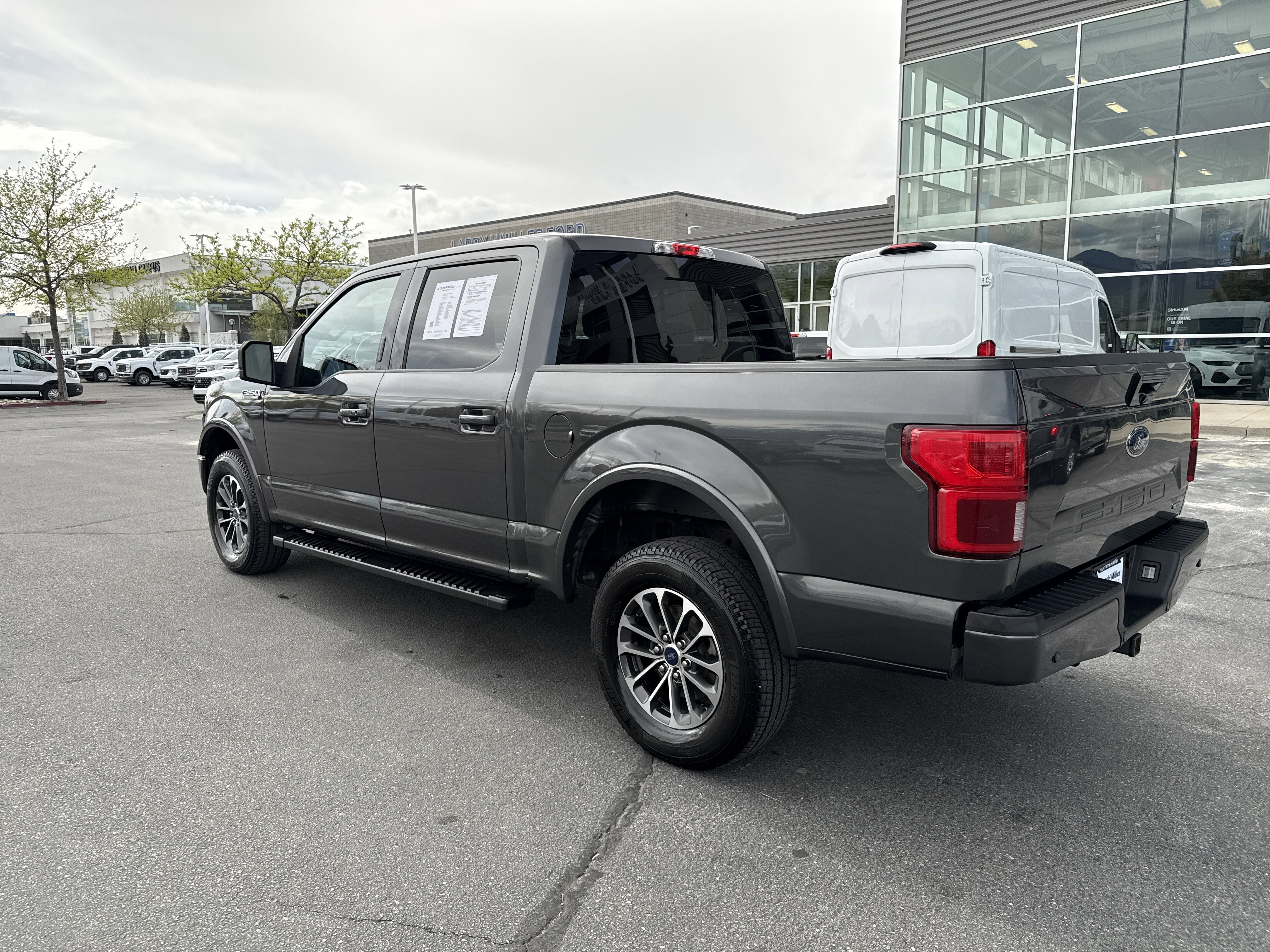 Certified 2018 Ford F150 Lariat image 3