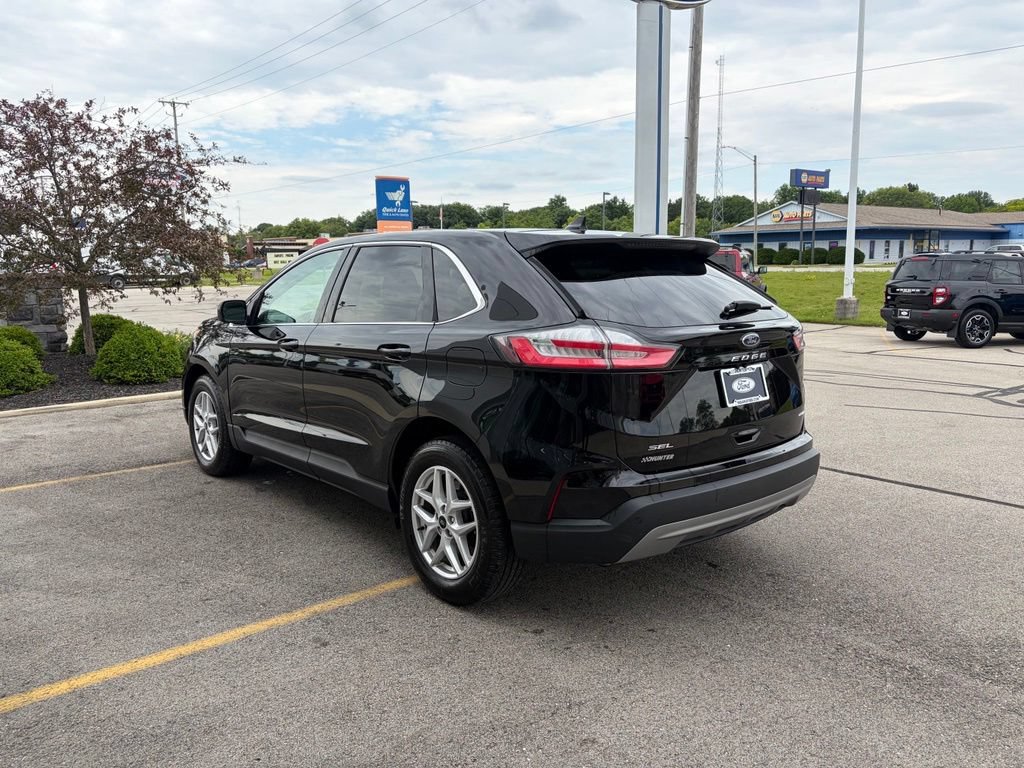 Certified 2023 Ford Edge SEL w/ Convenience Package AWD/4WD image 6