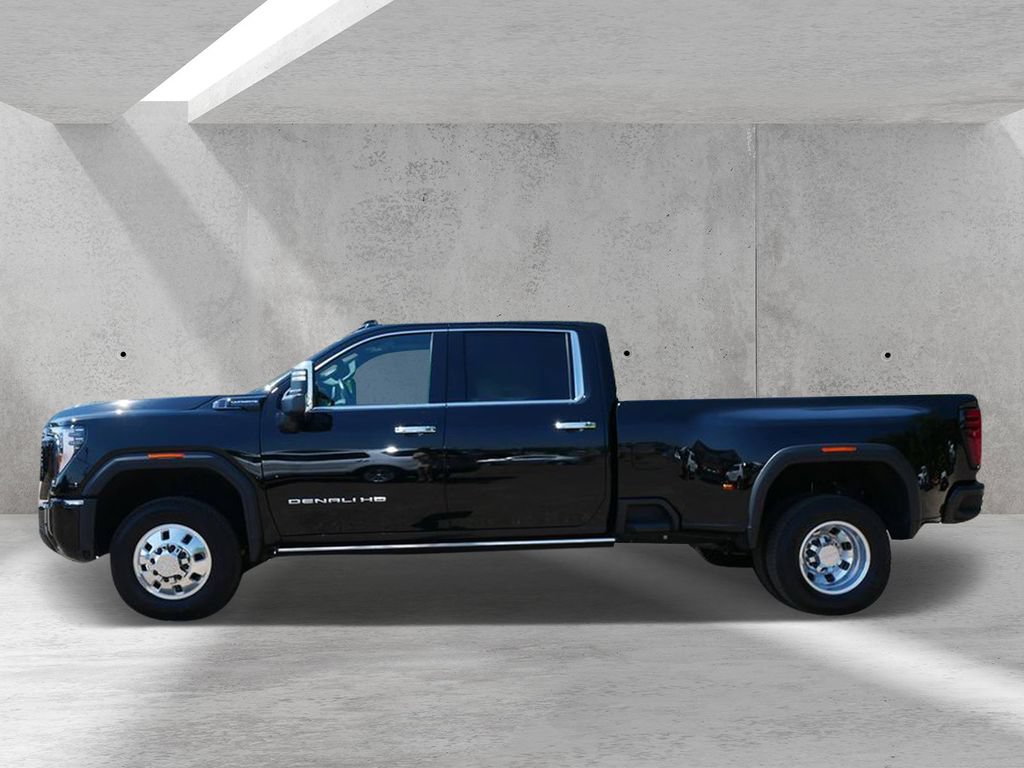 Used 2025 GMC Sierra 3500 Denali Ultimate AWD/4WD image 5