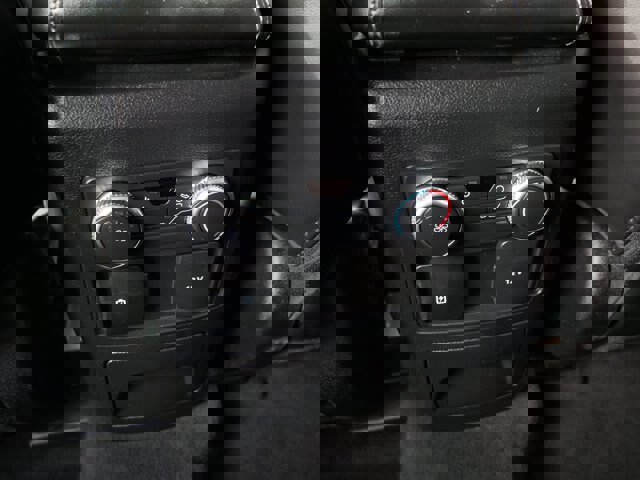 Certified 2022 Ford Explorer XLT w/ Equipment Group 202A image 19