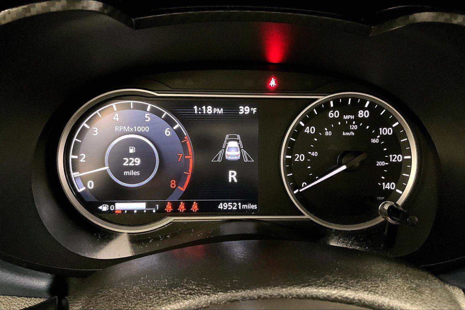 Used 2023 Nissan Versa SV image 19