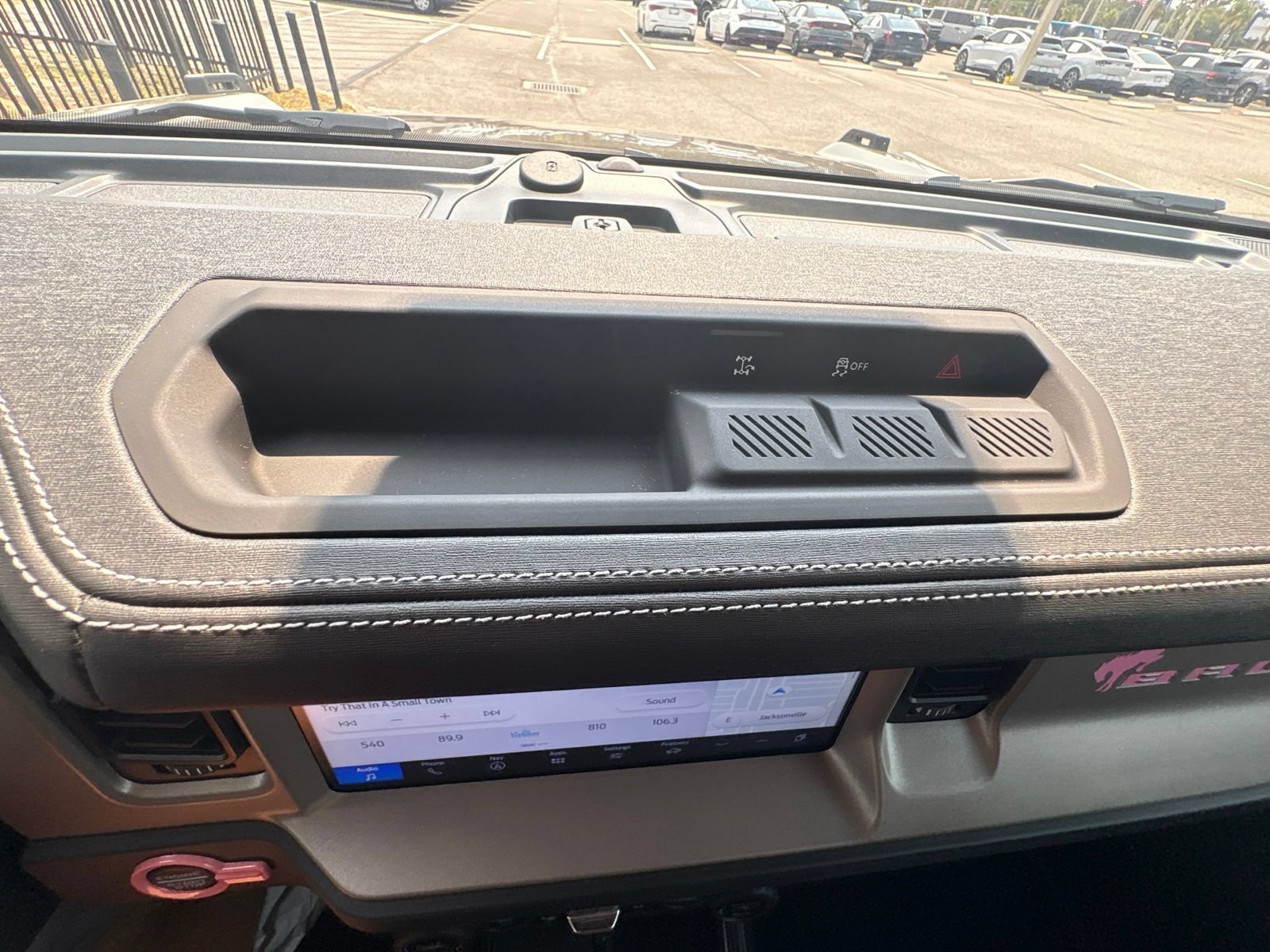 Certified 2025 Ford Bronco Outer Banks AWD/4WD image 44