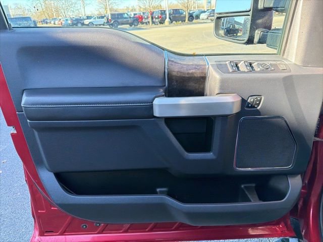 Certified 2022 Ford F250 Lariat w/ Black Appearance Package image 22