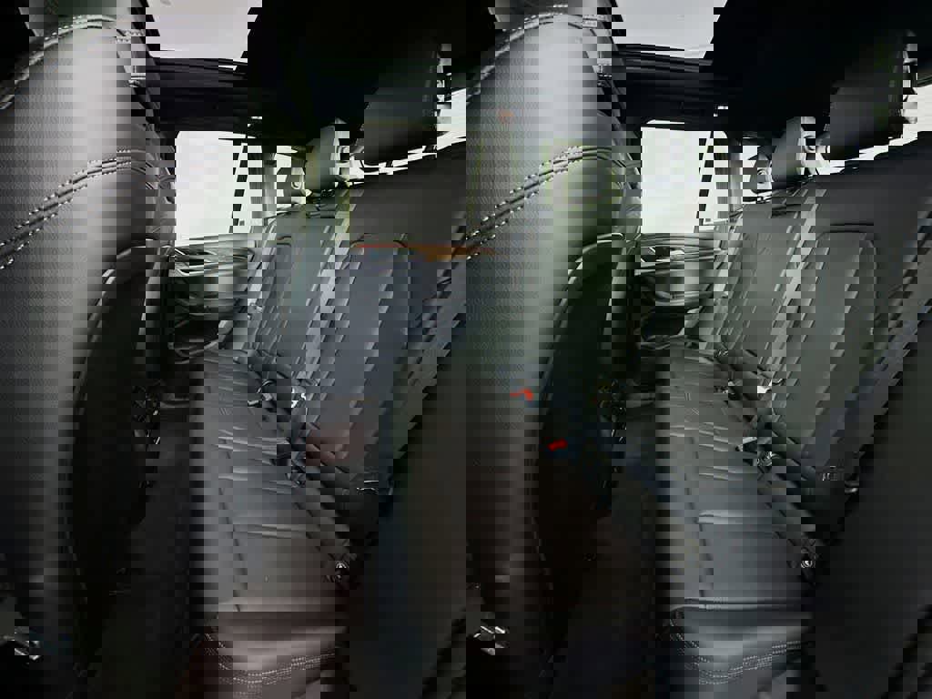 Used 2023 BMW X3 xDrive30i w/ Premium Essential Package image 14