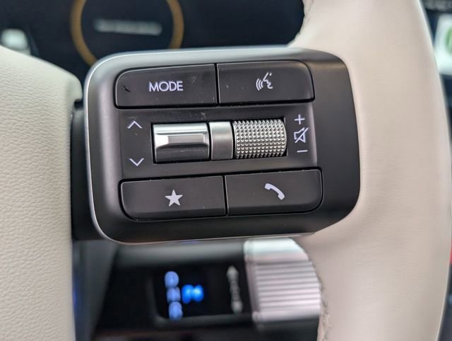 Used 2024 Hyundai Santa Fe Limited image 22