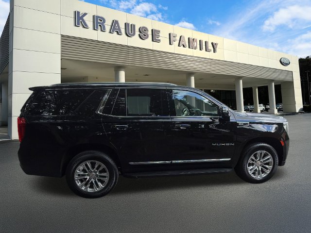 Used 2022 GMC Yukon SLT w/ SLT Luxury Package AWD/4WD image 9