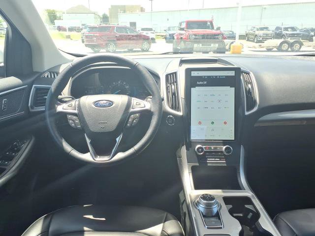 Certified 2024 Ford Edge SEL w/ Convenience Package AWD/4WD image 15