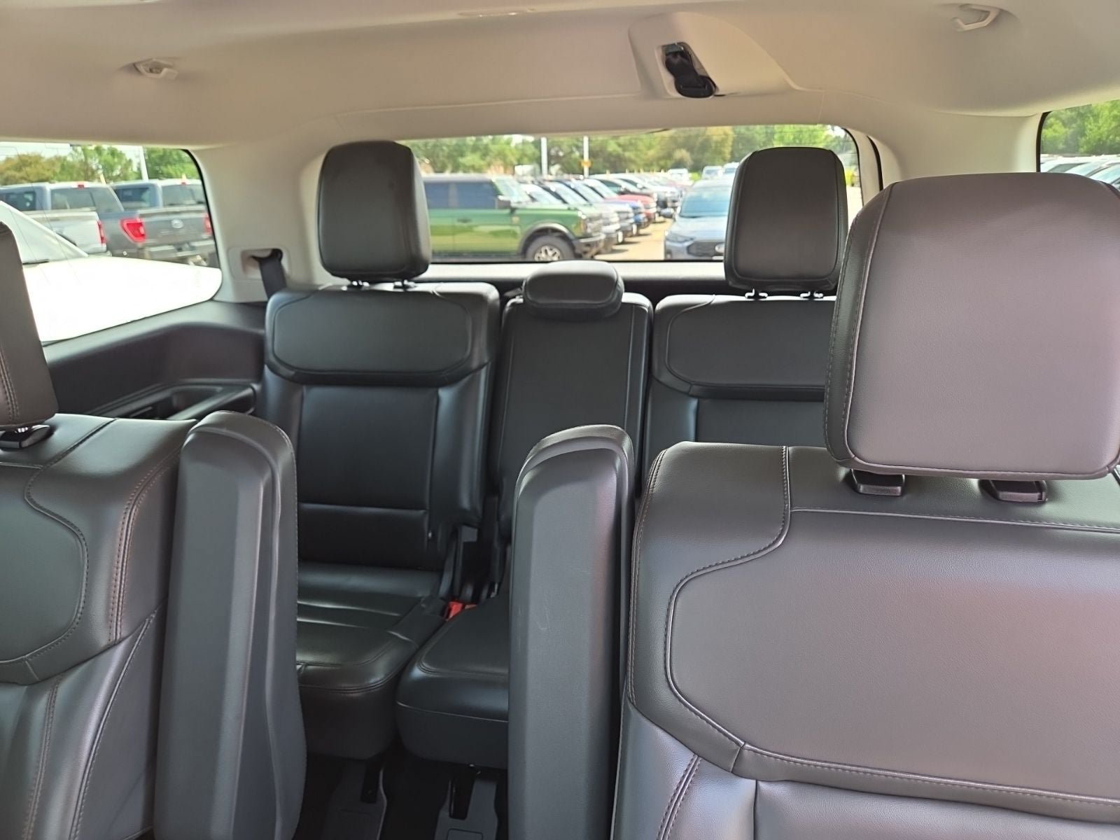 Certified 2025 Ford Expedition Active AWD/4WD image 53