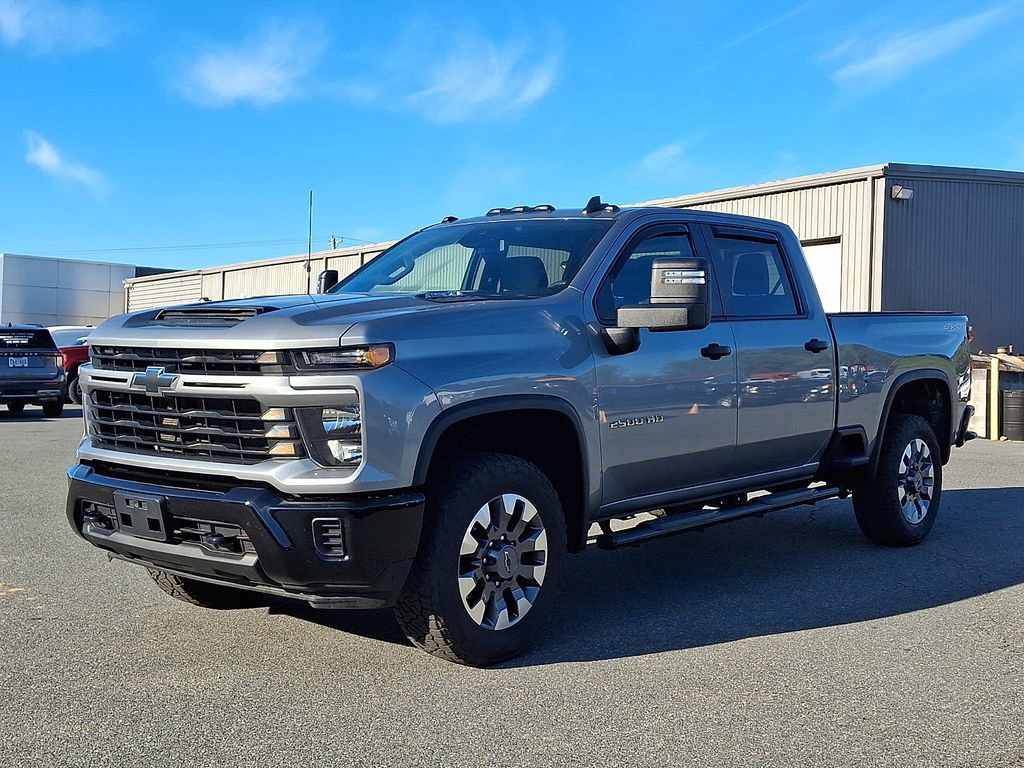 Used 2024 Chevrolet Silverado 2500 Custom w/ Custom Value Package AWD/4WD image 3