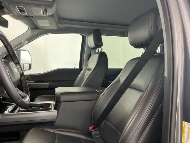Certified 2025 Ford F450 Lariat w/ FX4 Off-Road Package AWD/4WD image 17