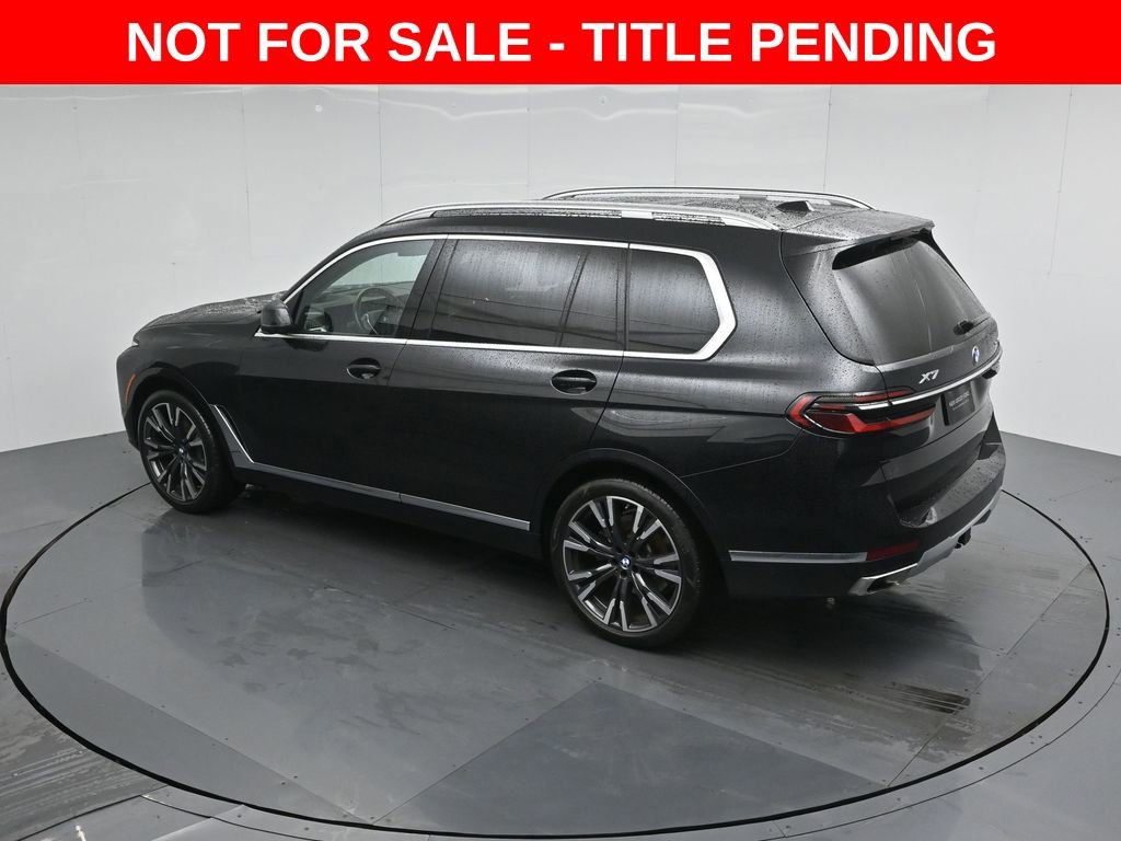 Used 2023 BMW X7 xDrive40i w/ Parking Assistance Package image 39