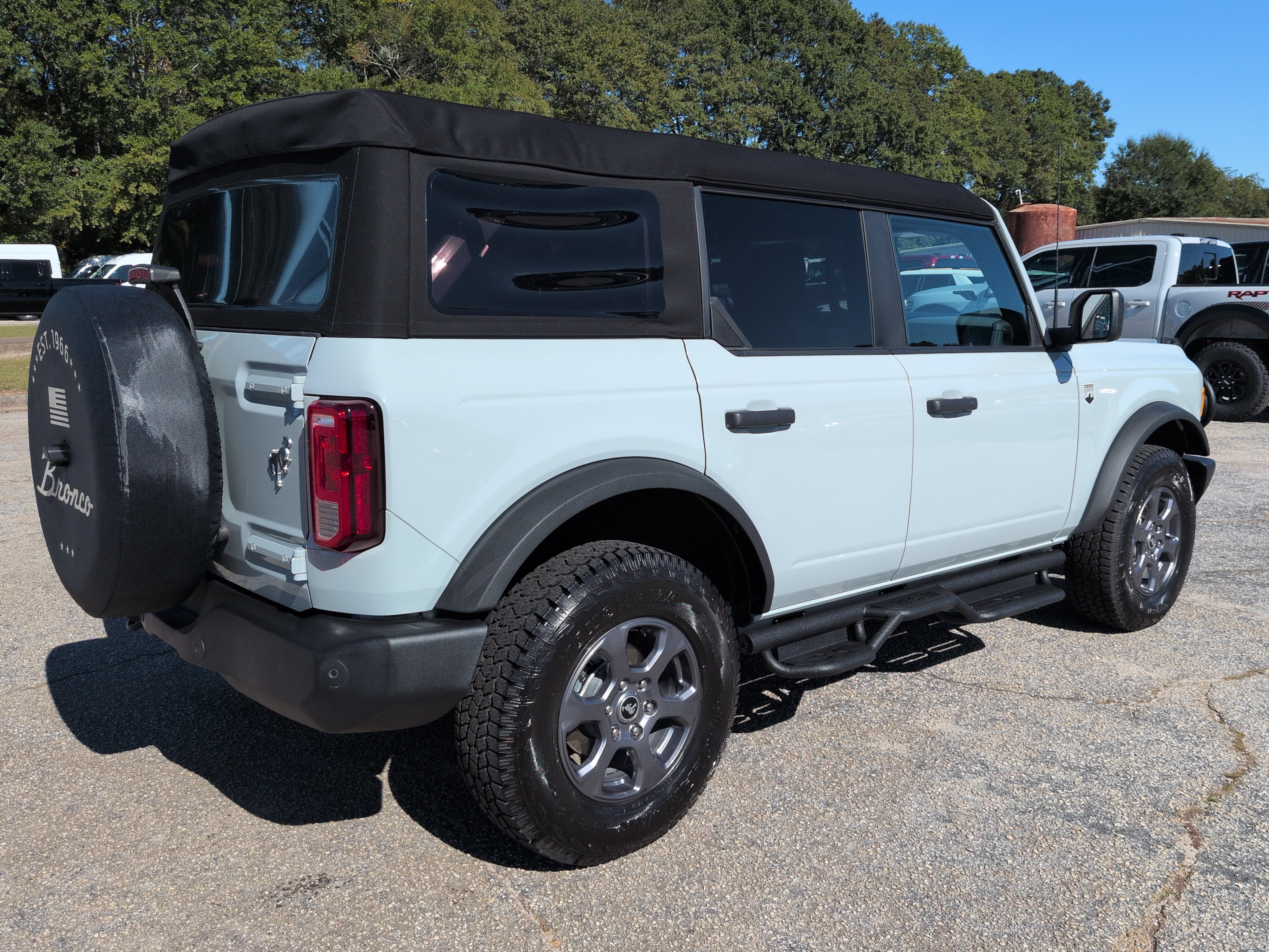 Certified 2024 Ford Bronco Big Bend AWD/4WD image 3