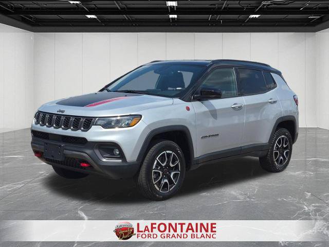 Used 2025 Jeep Compass Trailhawk