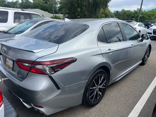 Used 2021 Toyota Camry SE FWD image 6