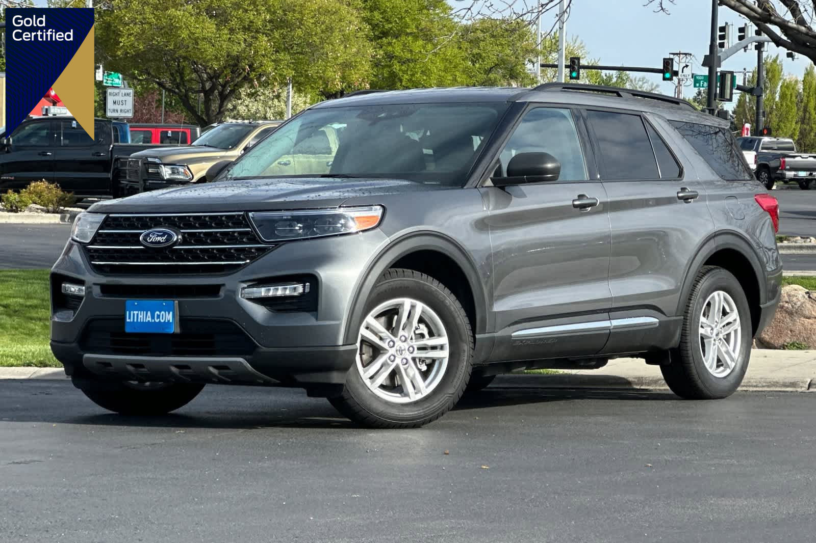 Certified 2023 Ford Explorer XLT w/ Equipment Group 202A