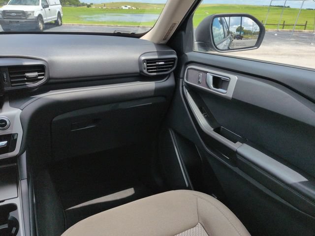Certified 2022 Ford Explorer 2WD image 19