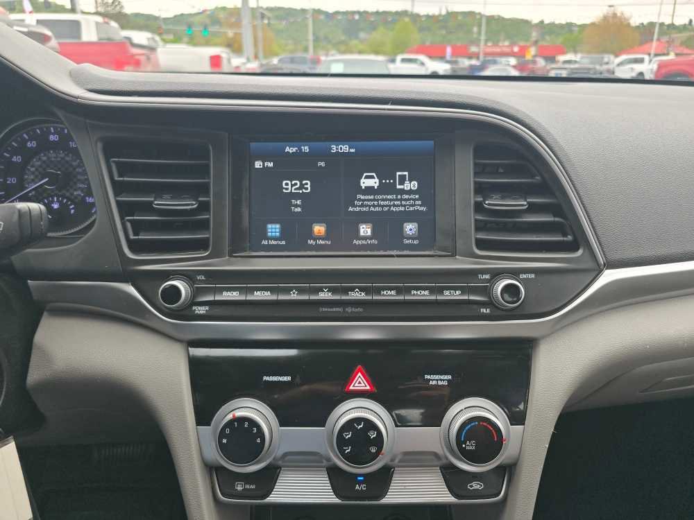 Used 2019 Hyundai Elantra SEL FWD image 12