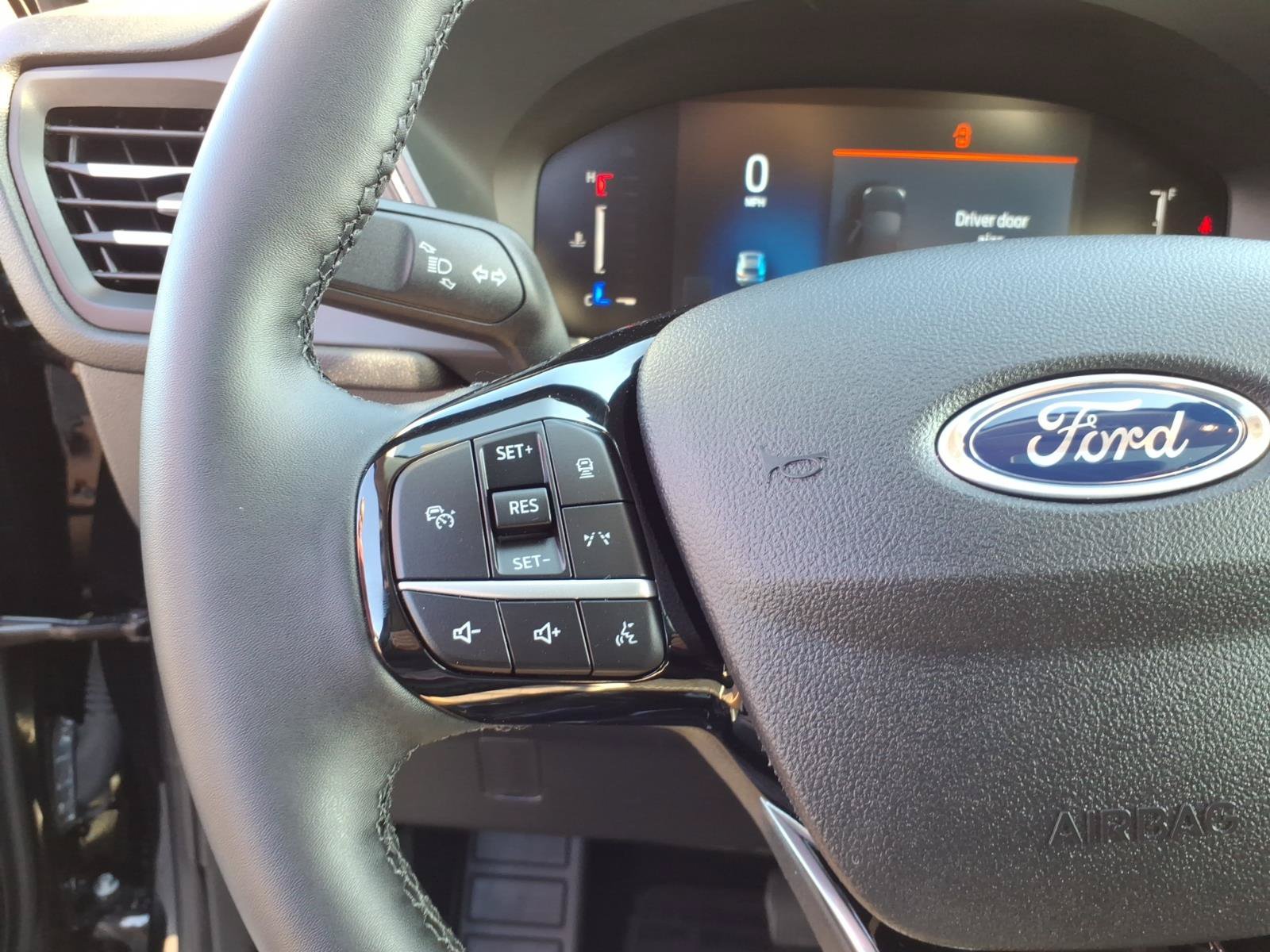 Certified 2025 Ford Escape Active w/ Tech Pack #1 FWD image 16