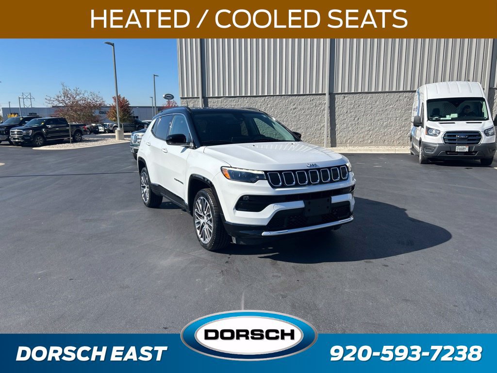 Used 2022 Jeep Compass Limited w/ Elite Group AWD/4WD image 3