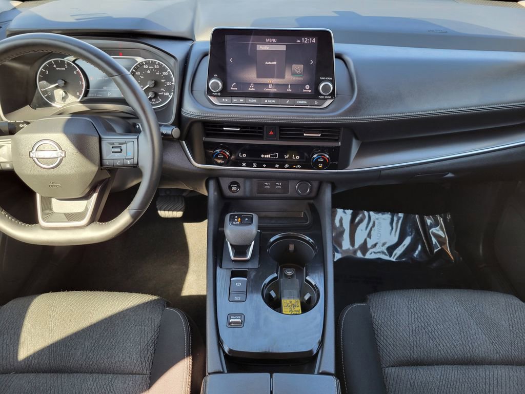 Used 2025 Nissan Rogue SV image 19