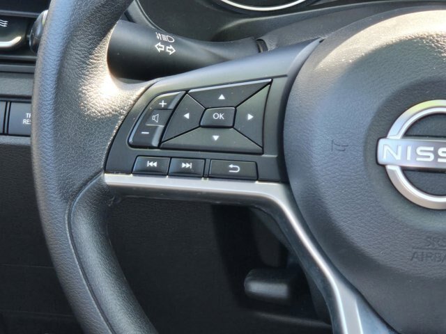Used 2025 Nissan Altima 2.5 SV AWD/4WD image 14