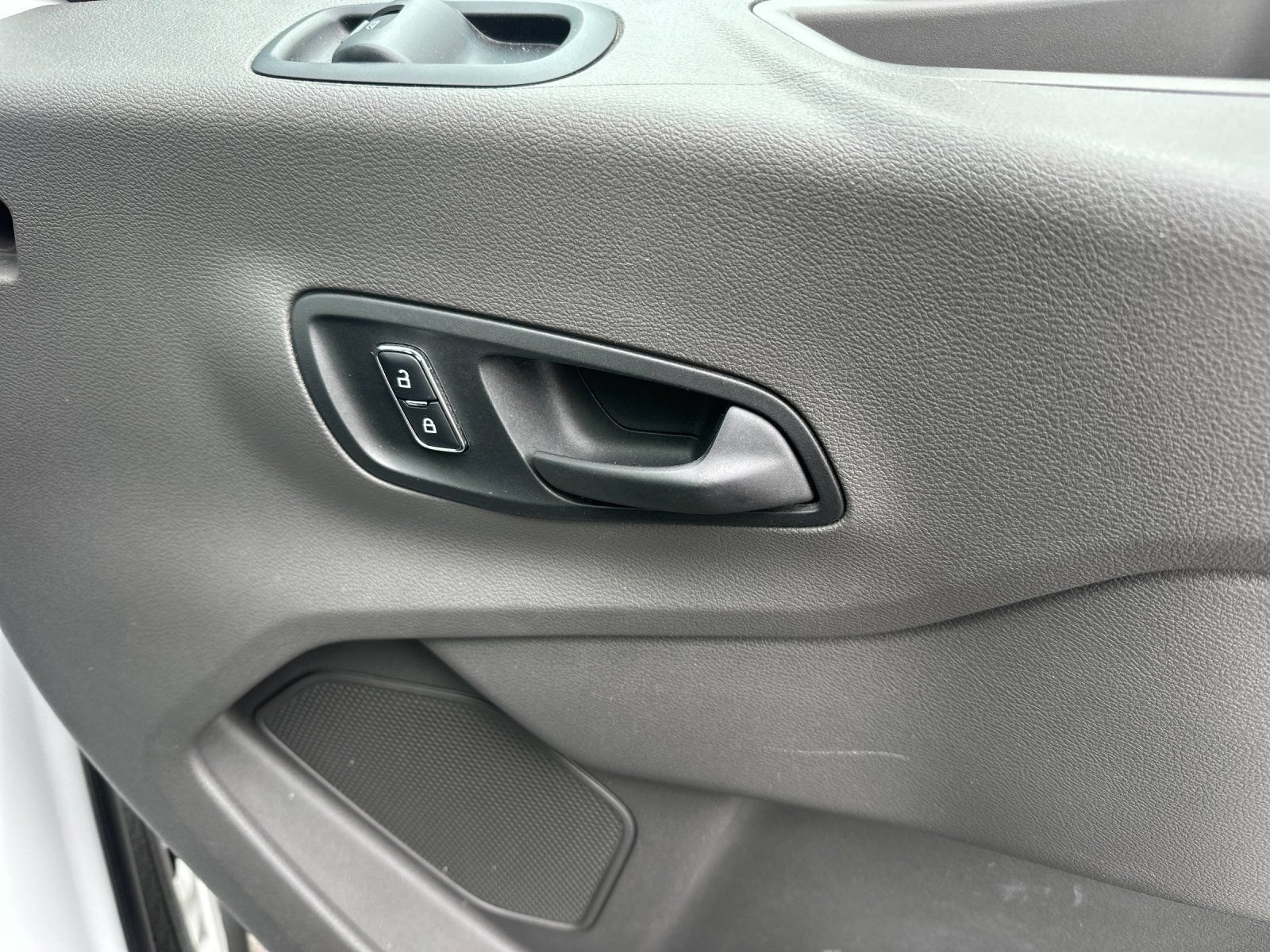 Certified 2023 Ford Transit 350 XLT RWD image 19