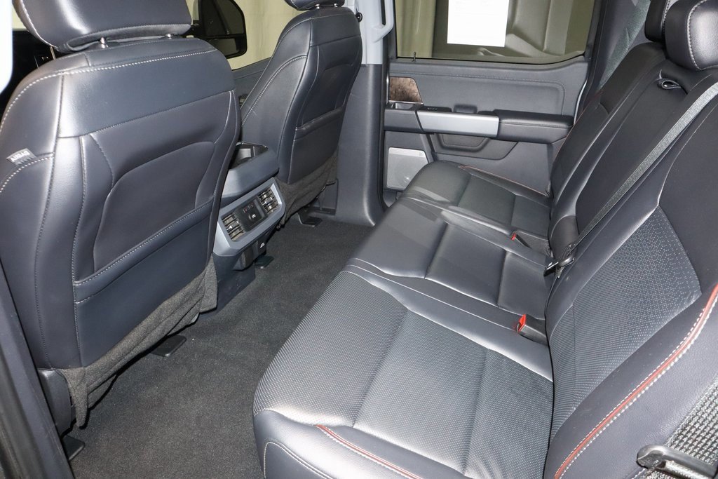 Certified 2024 Ford F250 Lariat w/ Chrome Package image 17