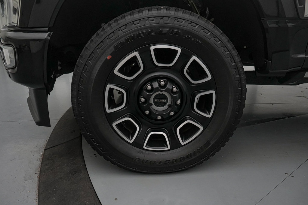 Certified 2023 Ford F250 Platinum AWD/4WD image 12
