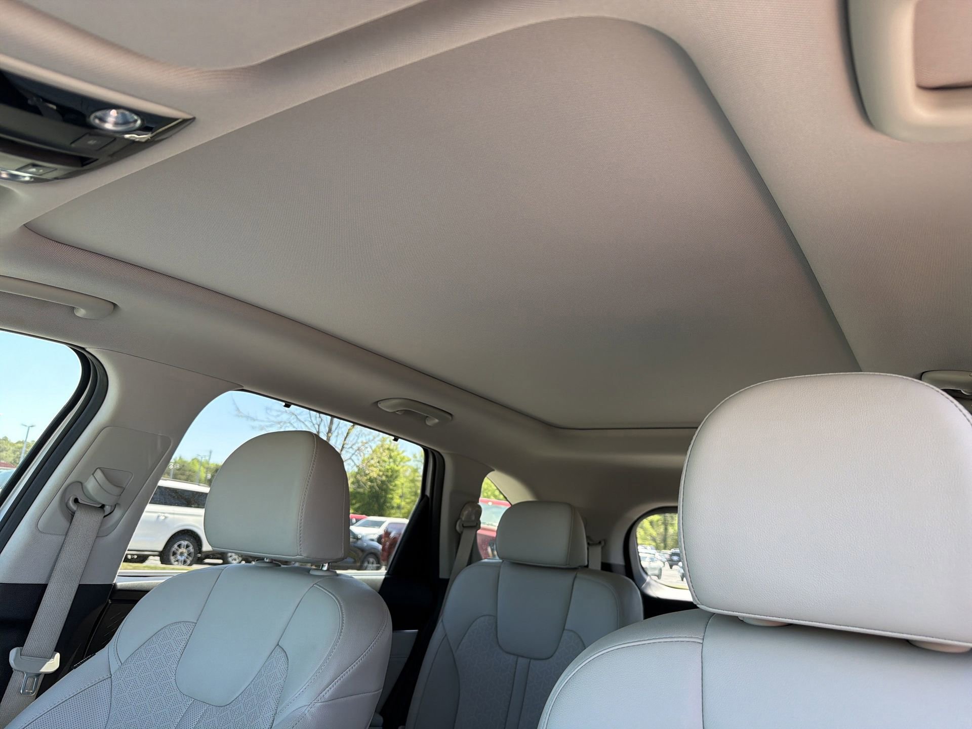 Used 2023 Kia Sorento SX Prestige image 12