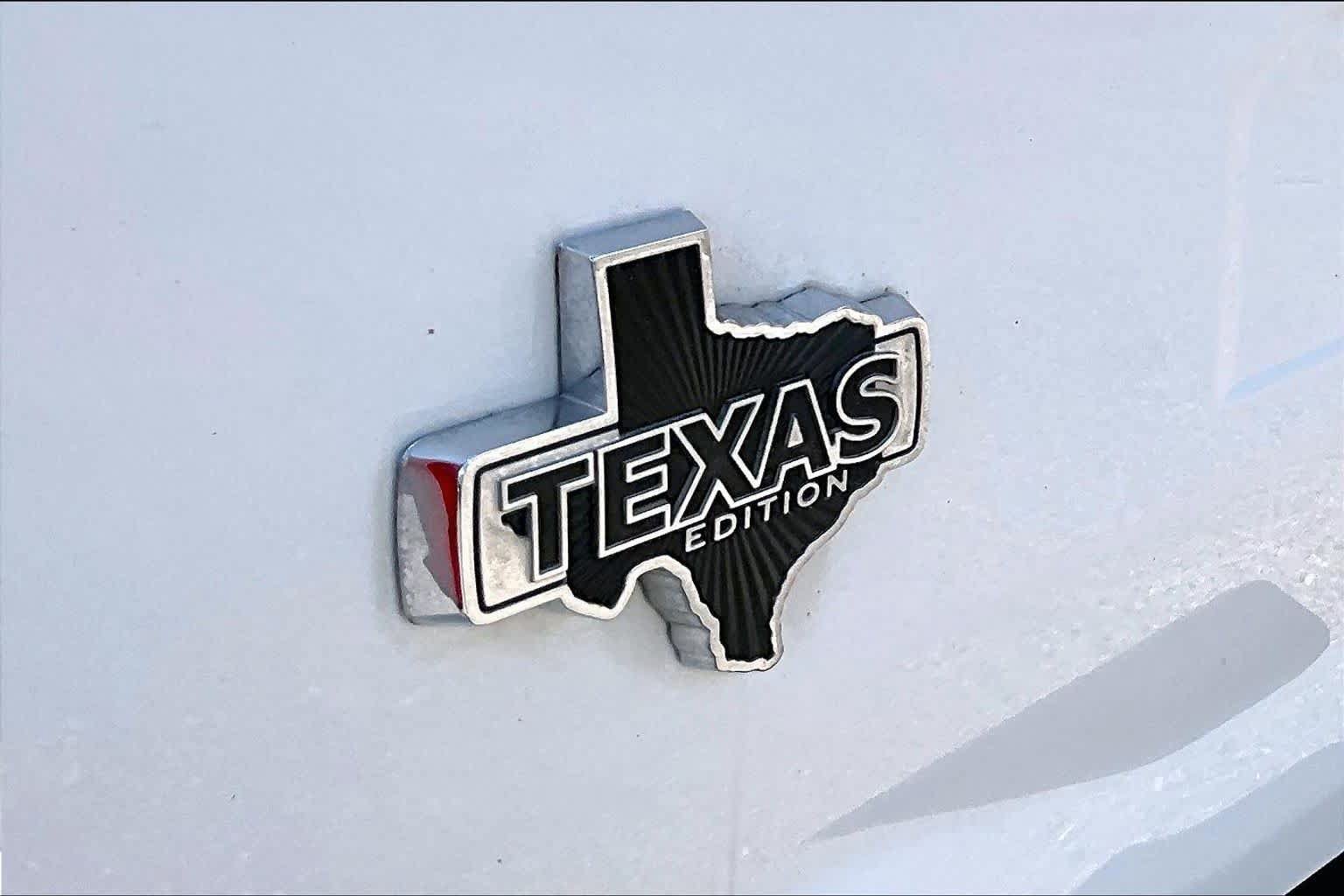 Certified 2022 Ford F150 XLT w/ Equipment Group 301A Mid AWD/4WD image 10