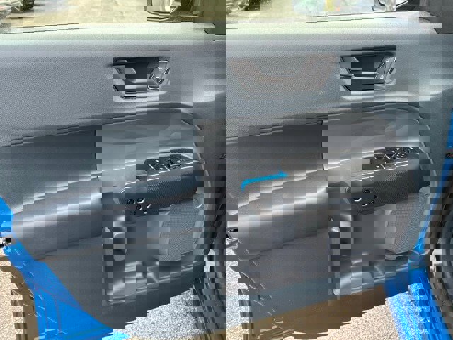 Certified 2025 Ford Maverick Lobo image 12