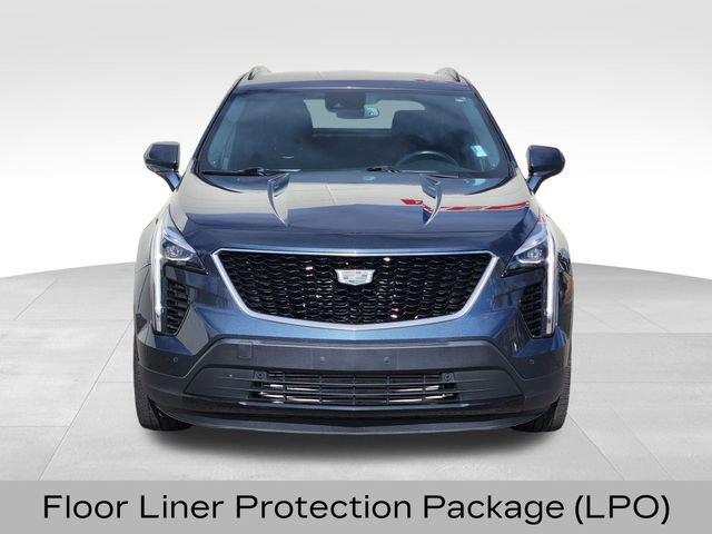 Used 2020 Cadillac XT4 Sport w/ Cold Weather Package image 8