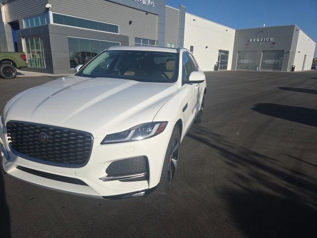 Used 2023 Jaguar F-PACE S AWD/4WD image 3