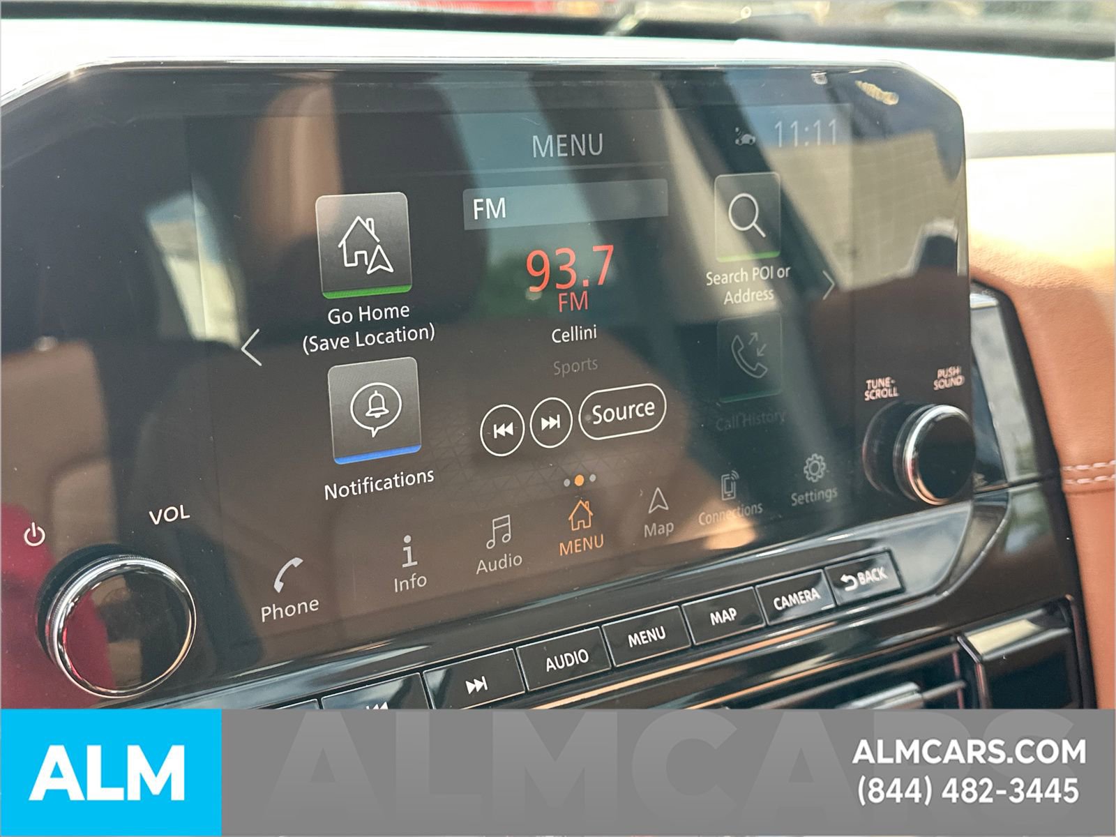 Used 2025 Nissan Pathfinder Platinum FWD image 24