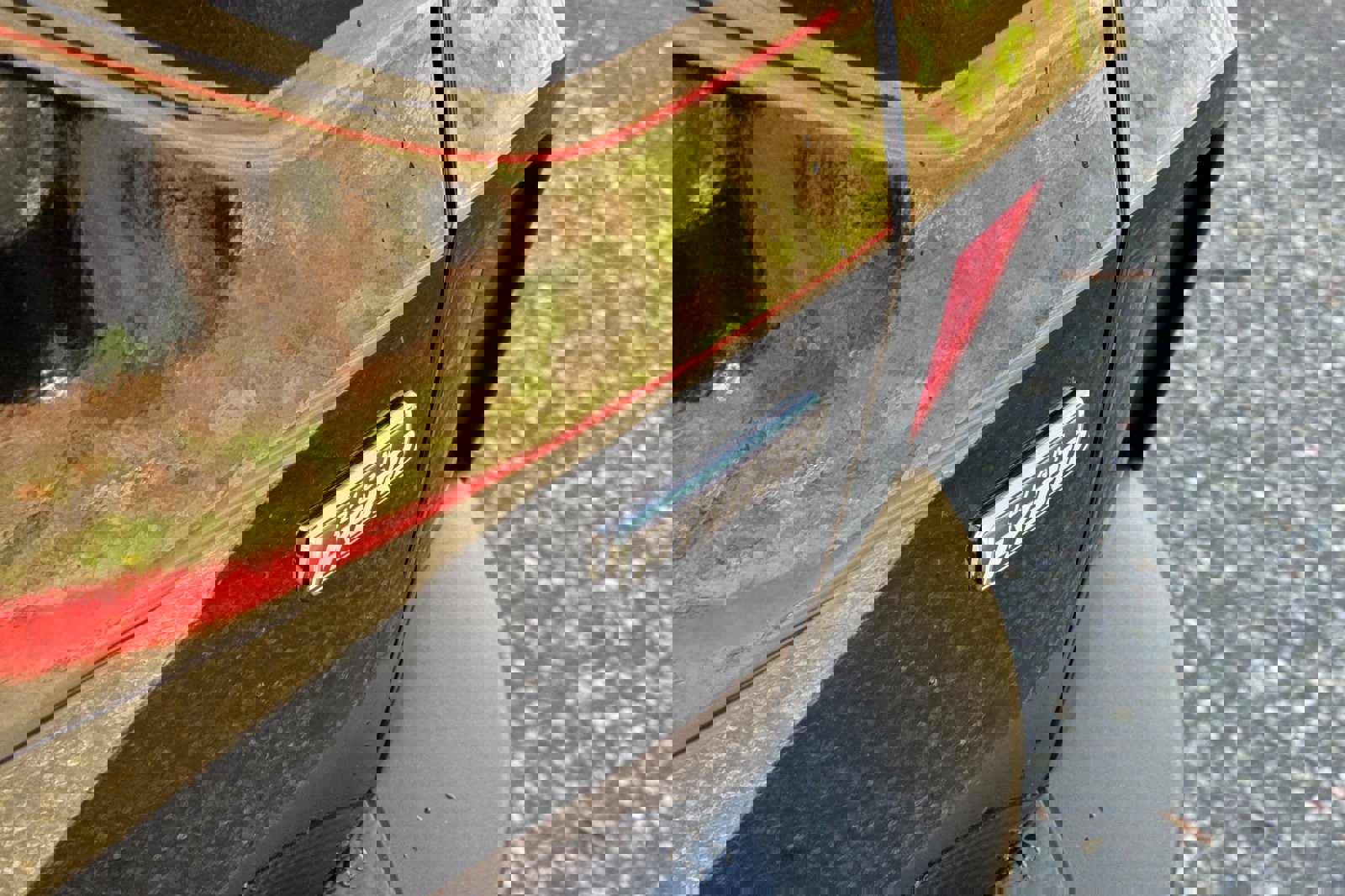 Certified 2025 Ford Escape Base image 29