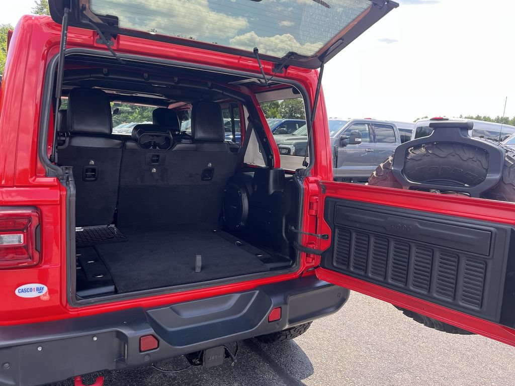 Used 2021 Jeep Wrangler Unlimited Rubicon AWD/4WD image 3