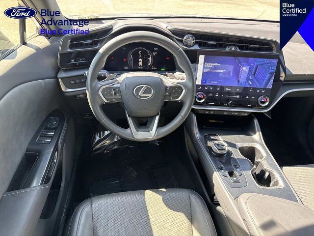 Used 2023 Lexus RZ 450e Premium w/ Technology Package AWD/4WD image 11