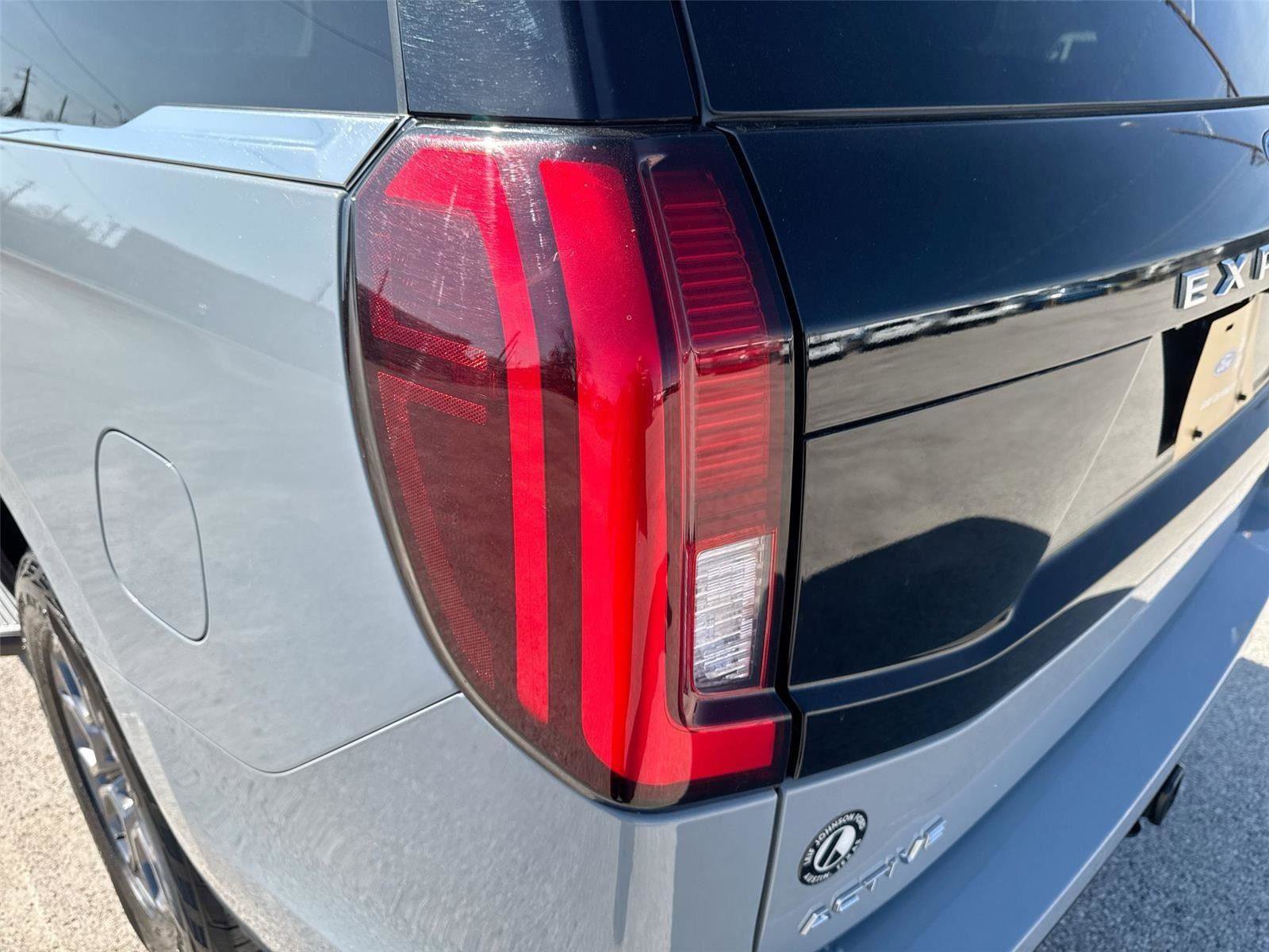 Certified 2025 Ford Expedition Active RWD image 34