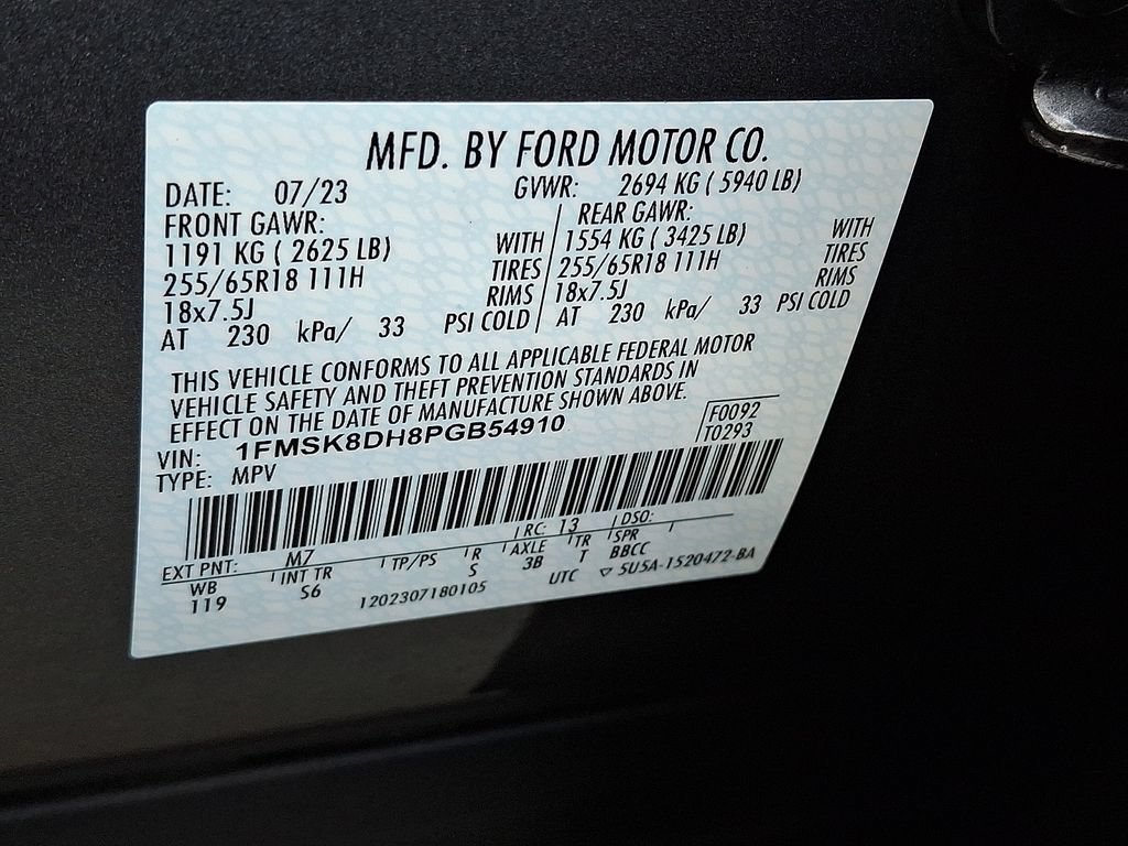 Certified 2023 Ford Explorer XLT w/ Equipment Group 202A AWD/4WD image 30