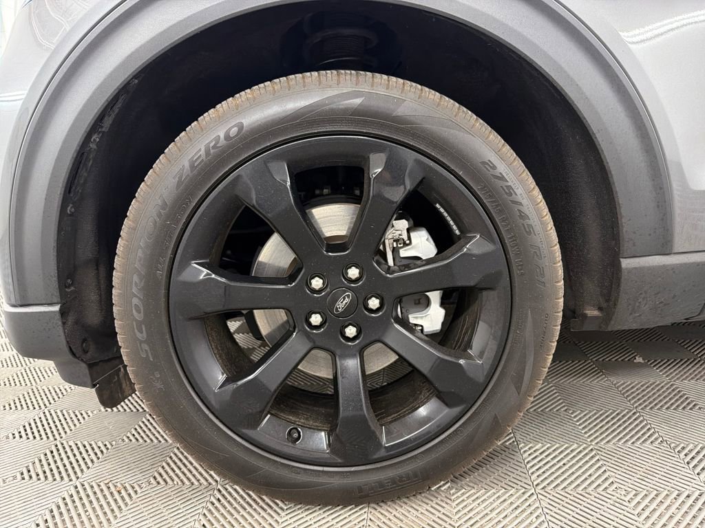 Certified 2023 Ford Explorer ST-Line w/ Class IV Trailer Tow Package image 15