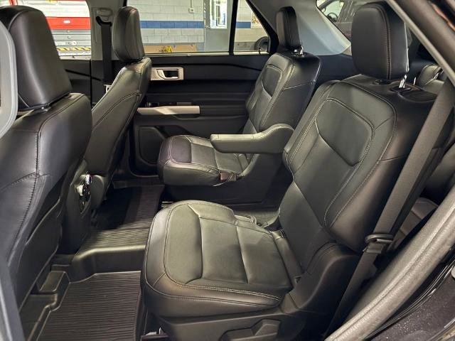 Certified 2023 Ford Explorer Limited w/ Limited Technology Package AWD/4WD image 23