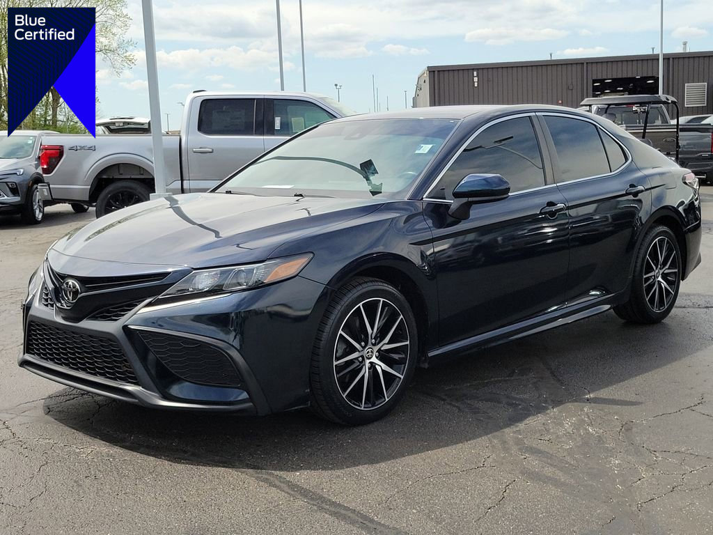 Used 2021 Toyota Camry SE FWD image 1