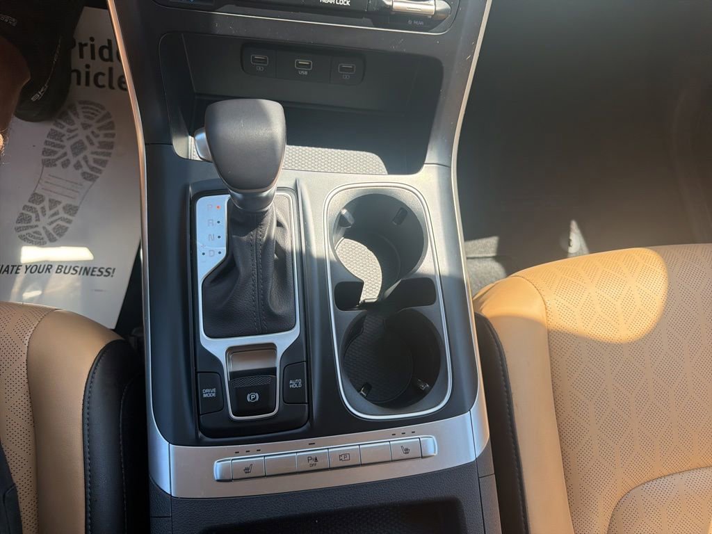 Used 2024 Kia Carnival LX FWD image 30